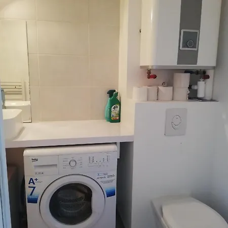 Studio A 300 M De La Mer Avec Piscine *
